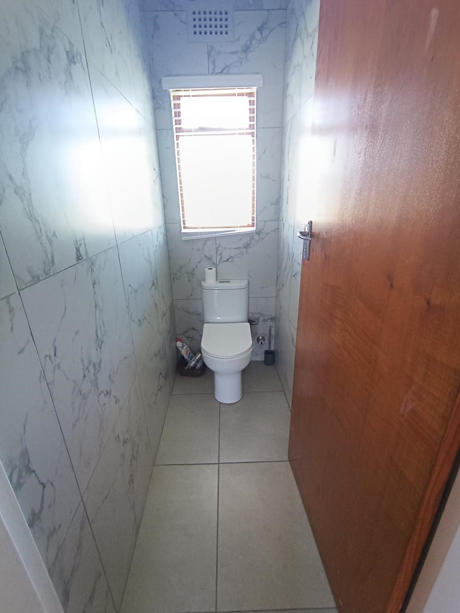 3 Bedroom Property for Sale in Schaap Kraal Western Cape